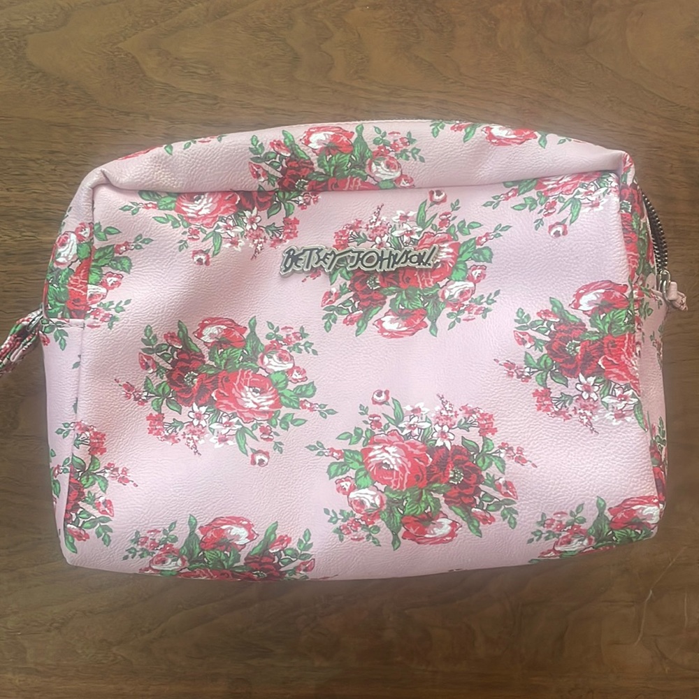 Betsey Johnson Double Zipper Oversized Travel Cosmetic Toiletry Clutch Bag